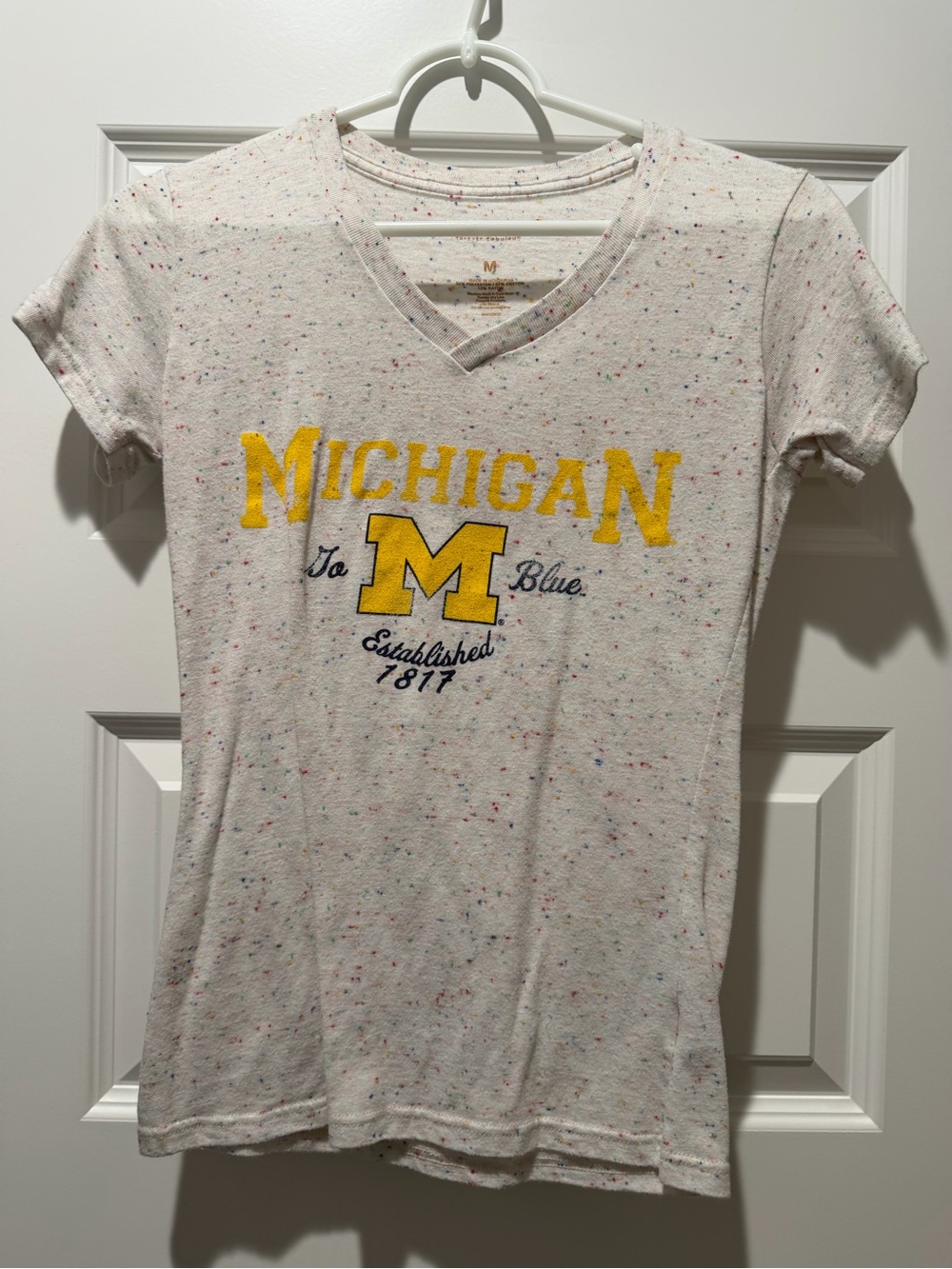 Michigan V-Neck Girls' Speckle Logo Tee - White with Yellow